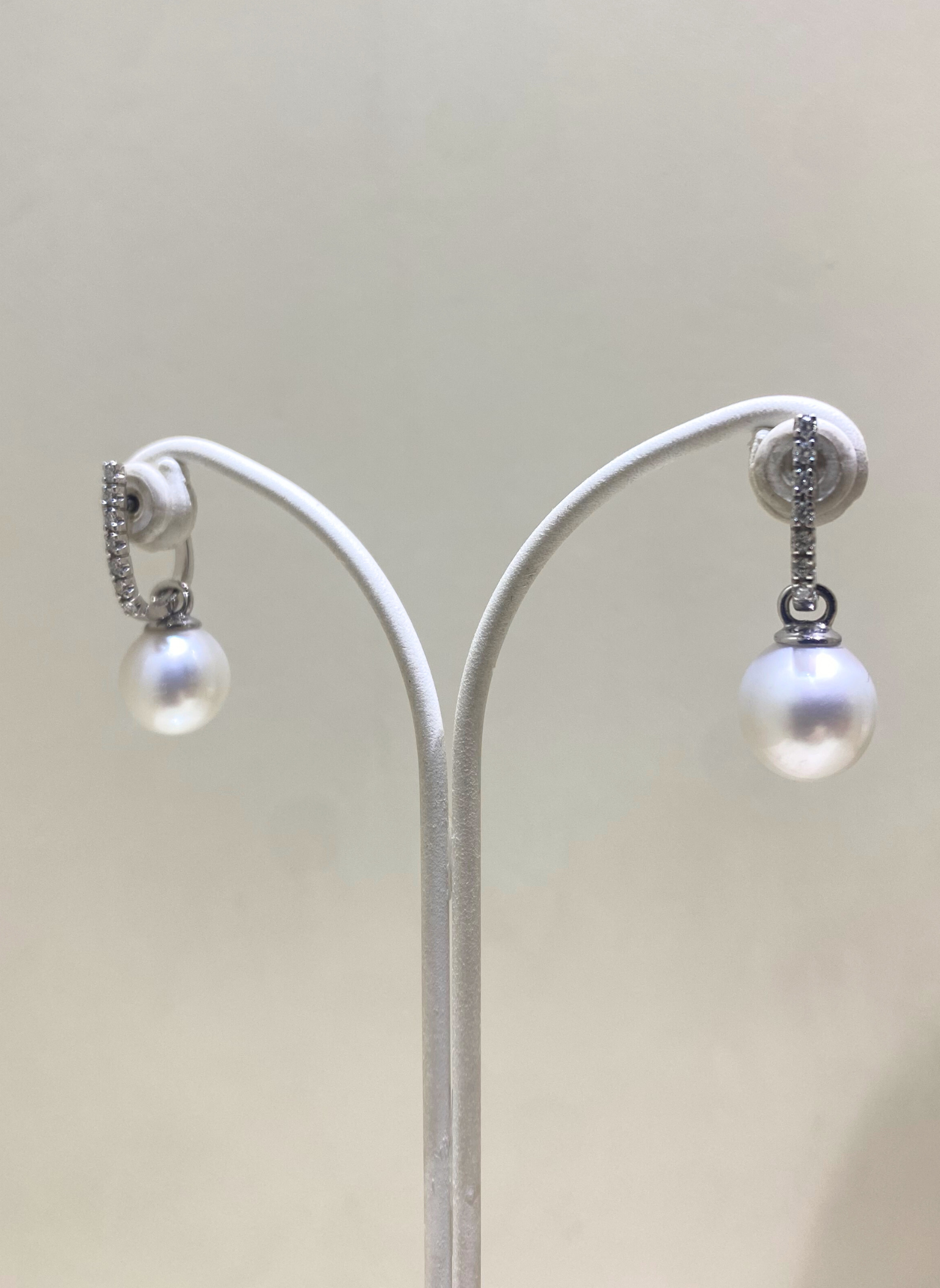 Dolce Far Niente Natural Pearl and Diamonds Earrings